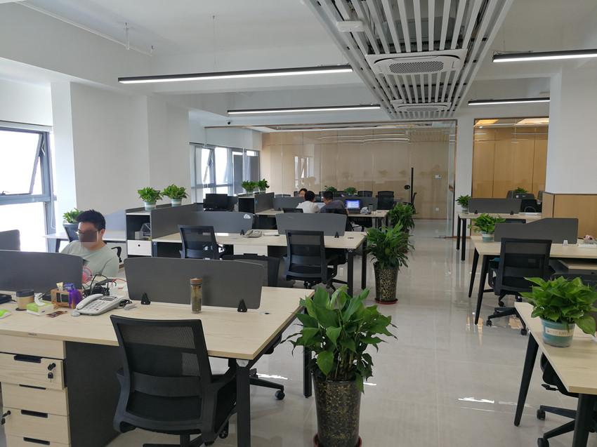 上海办公楼设计软件公司办公室实景图